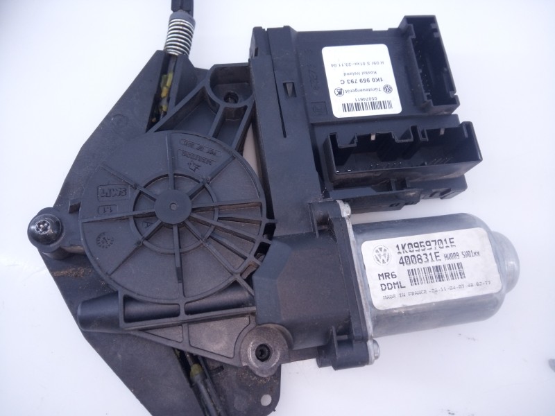 Recambio de elevalunas delantero izquierdo para volkswagen golf v berlina (1k1) highline referencia OEM IAM 1K0959701E  E1-B6-6-