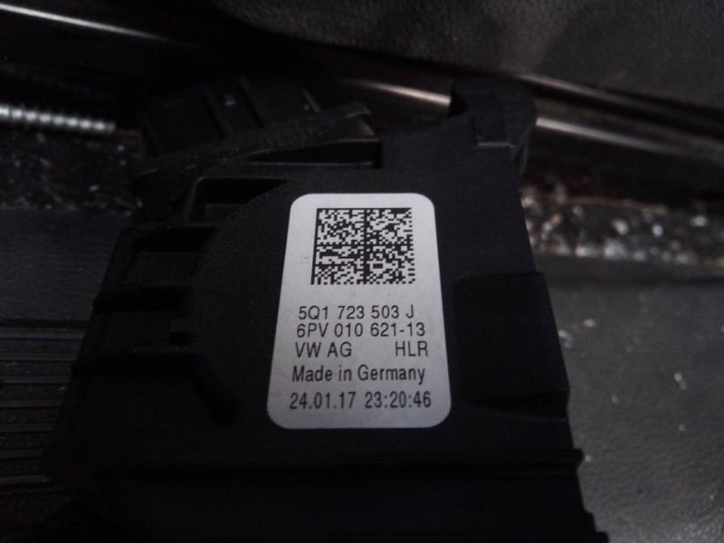 Recambio de pedal acelerador para volkswagen tiguan advance bmt referencia OEM IAM 5Q723503J 6PV01062113 