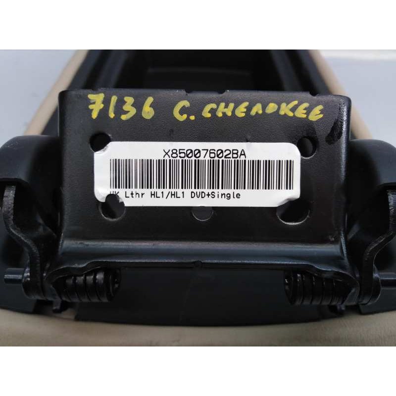 Recambio de apoyabrazos central para jeep gr.cherokee (wk) 3.0 crd overland referencia OEM IAM X85007602BA  E1-B5-11-1