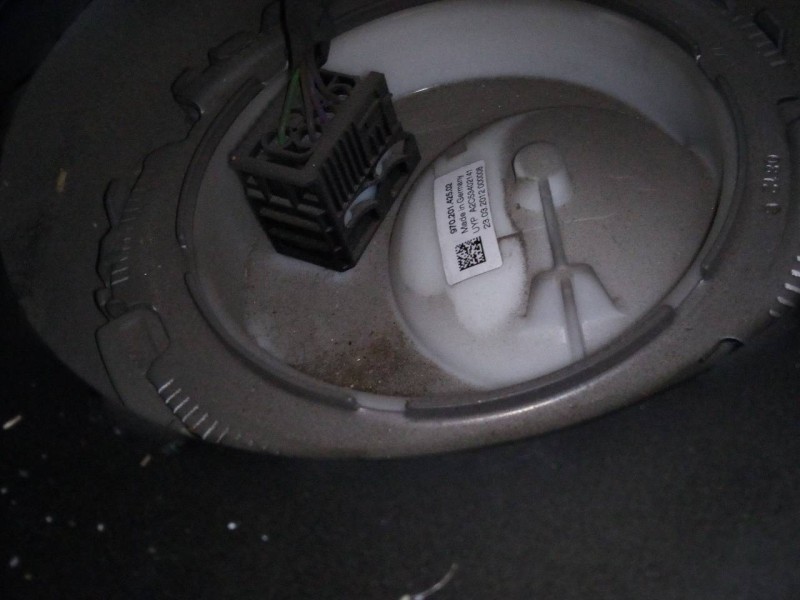 Recambio de aforador para porsche panamera 4 s referencia OEM IAM 97020142502 A2C53402141 