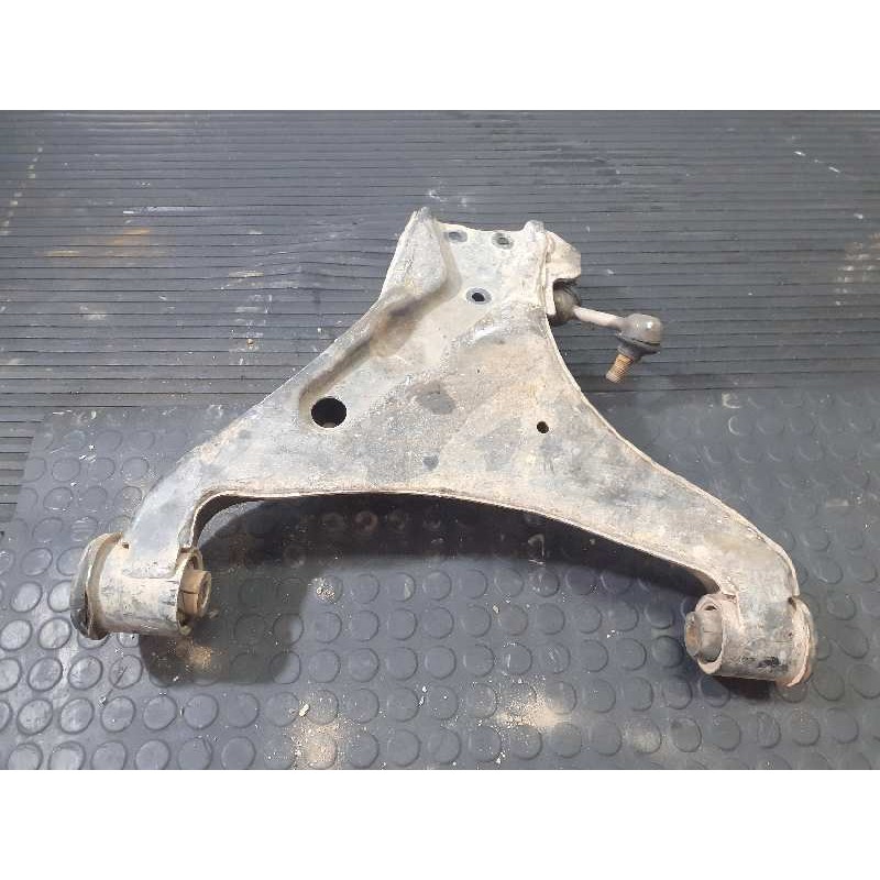 Recambio de brazo suspension inferior delantero izquierdo para mitsubishi montero (v80/v90) 3.2 di-d inform (3-trg.) referencia 