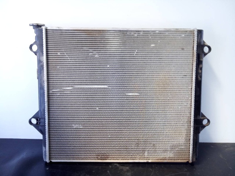 Recambio de radiador agua para toyota land cruiser (j12) 4.0 v6 vx referencia OEM IAM   P2-B6-4