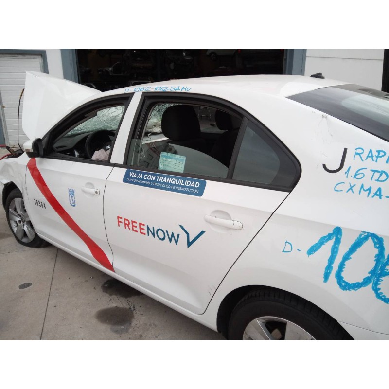 Recambio de puerta trasera izquierda para skoda rapid active referencia OEM IAM   