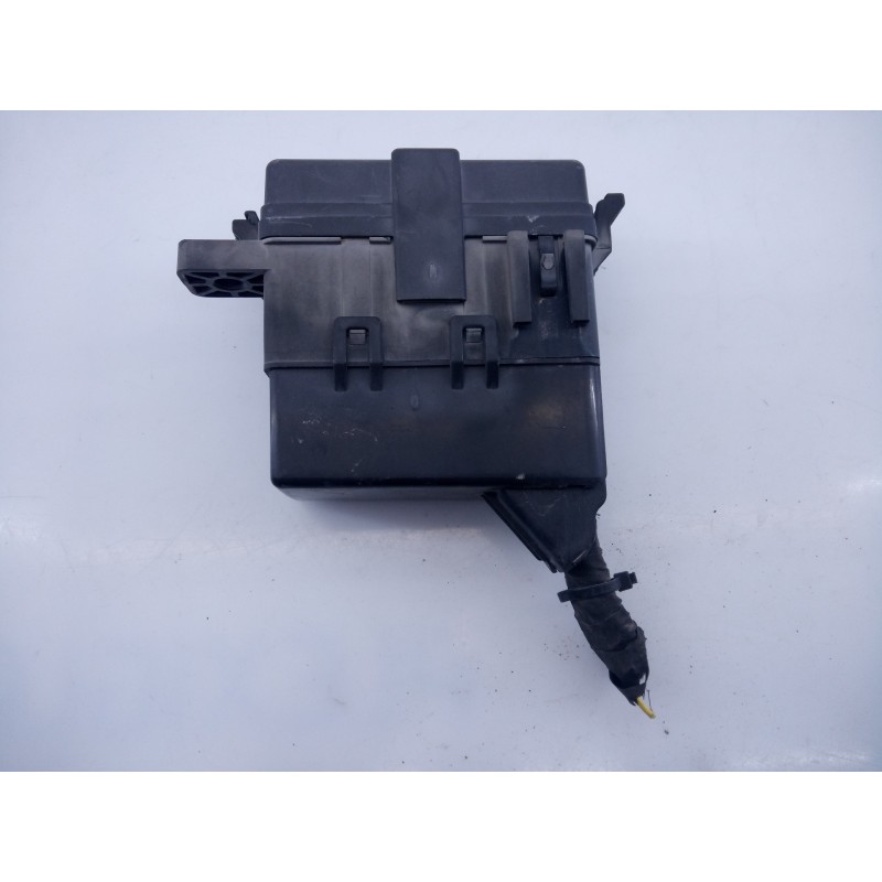 Recambio de caja reles / fusibles para hyundai ix35 tecno awd referencia OEM IAM 140502RSEL755  E3-A3-24-1