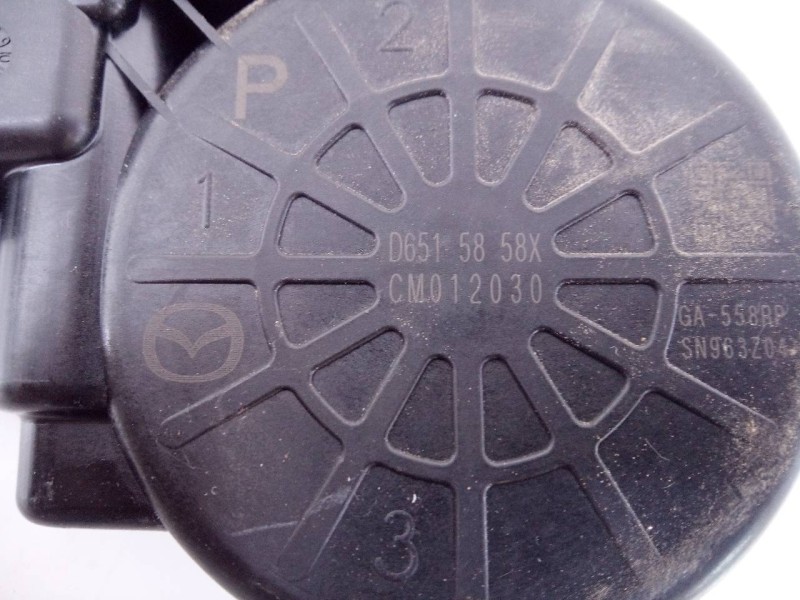 Recambio de motor elevalunas trasero derecho para mazda cx-5 style 2wd referencia OEM IAM D6515858X CM012030 E2-A2-50-2