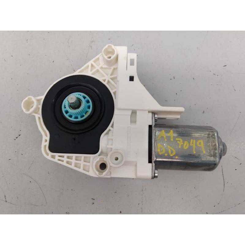 Recambio de motor elevalunas delantero derecho para audi a1 sportback (8xf) attracted referencia OEM IAM 8K0959802C 1036A6211311