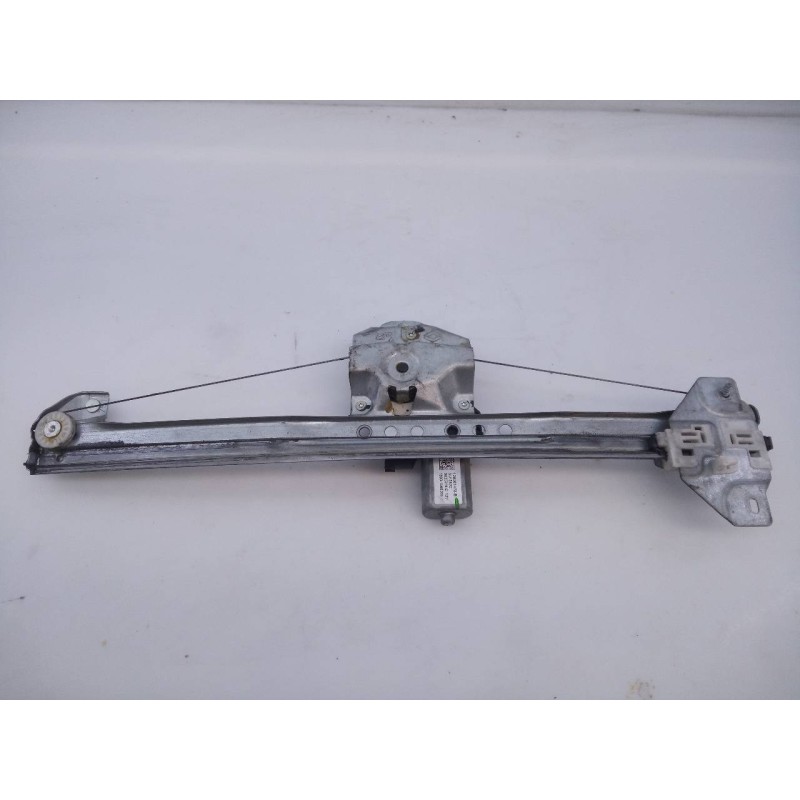 Recambio de elevalunas delantero izquierdo para dacia dokker express ambiance referencia OEM IAM 128001472B 9030318C E1-A1-31-2