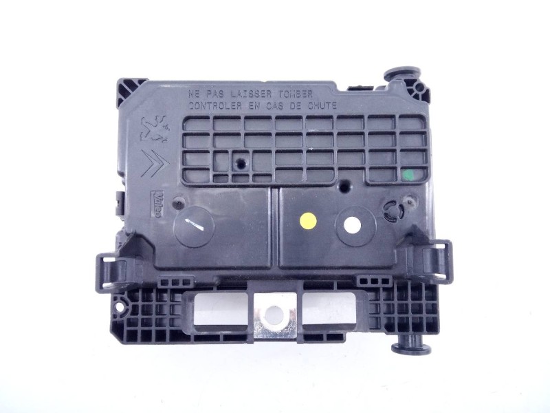 Recambio de caja reles / fusibles para peugeot 207 active referencia OEM IAM 9664997780  E3-B2-36-1