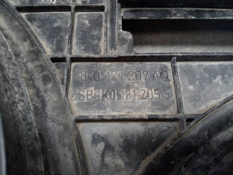 Recambio de electroventilador para porsche panamera 4 s referencia OEM IAM 1K0121207AQ  