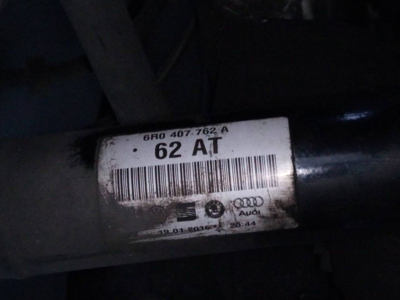 Recambio de transmision delantera derecha para skoda rapid active referencia OEM IAM 6R0407762A  