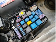 CAJA RELES / FUSIBLES 912262E142 