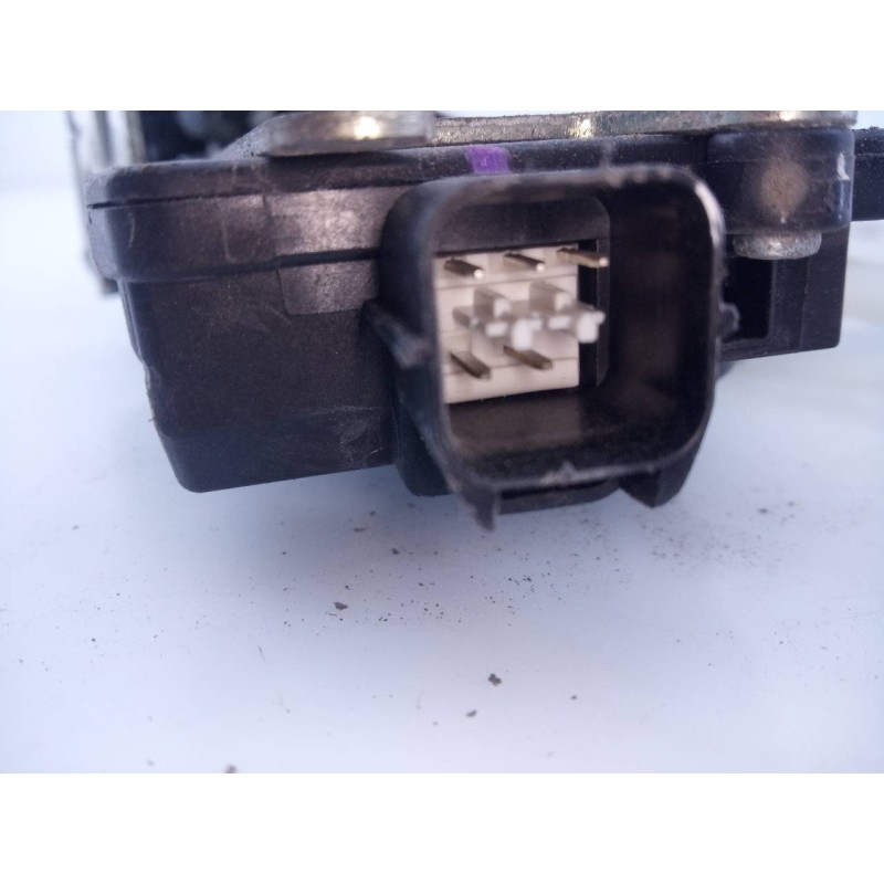 Recambio de cerradura puerta trasera derecha para hyundai tucson (jm) 2,0 crdi vgt classic 4x2 referencia OEM IAM   E2-B5-15-2