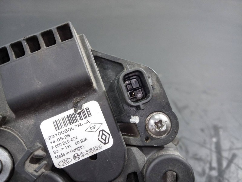 Recambio de alternador para renault clio iv societé referencia OEM IAM 231006007R F000BL04C4 P3-B6-4-5