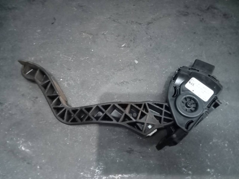 Recambio de pedal acelerador para peugeot 207 active referencia OEM IAM 9681844480  