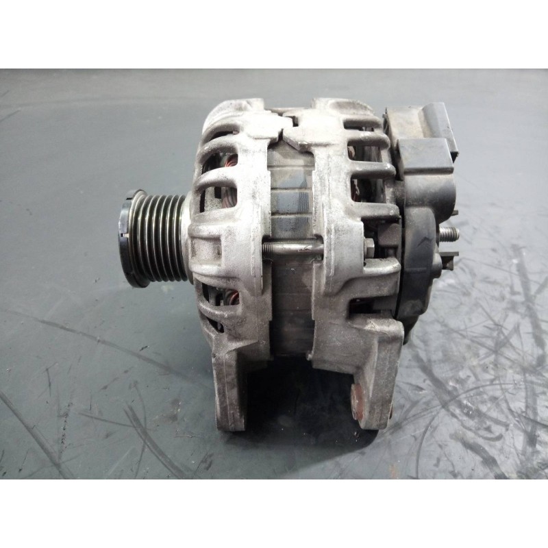 Recambio de alternador para renault clio iv societé referencia OEM IAM 231006007R F000BL04C4 P3-B6-4-5