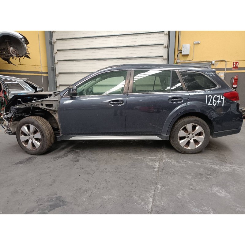 subaru legacy kombi/outback b14 del año 2013