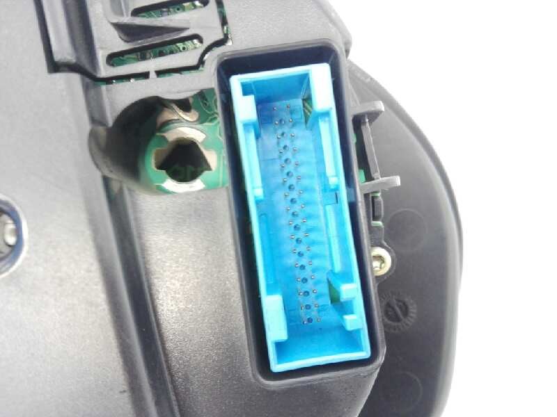 Recambio de cuadro instrumentos para volkswagen passat variant (3b5) comfortline referencia OEM IAM 3B0919881N VWZ7Z0W0337450 E2