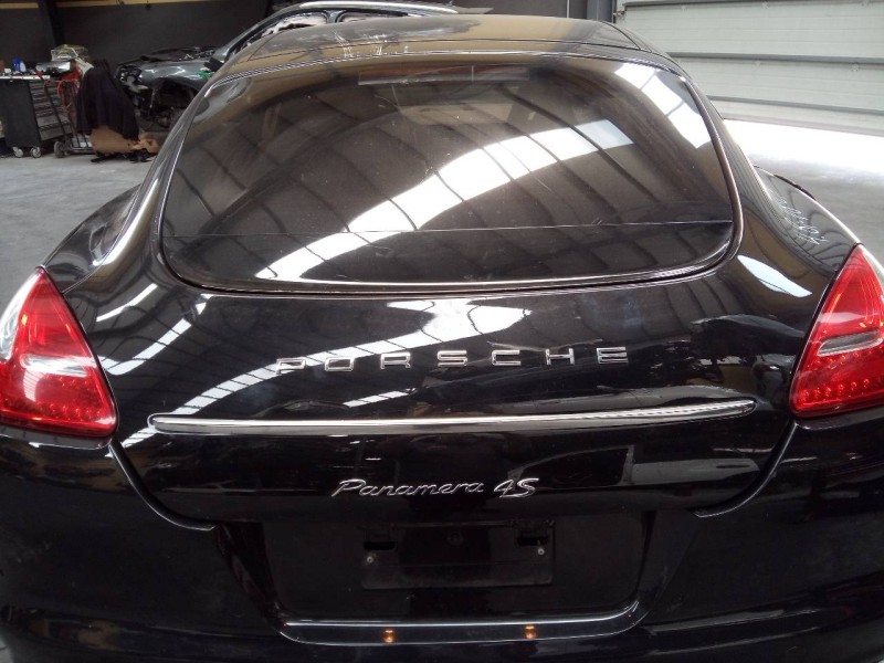 Recambio de porton trasero para porsche panamera 4 s referencia OEM IAM   