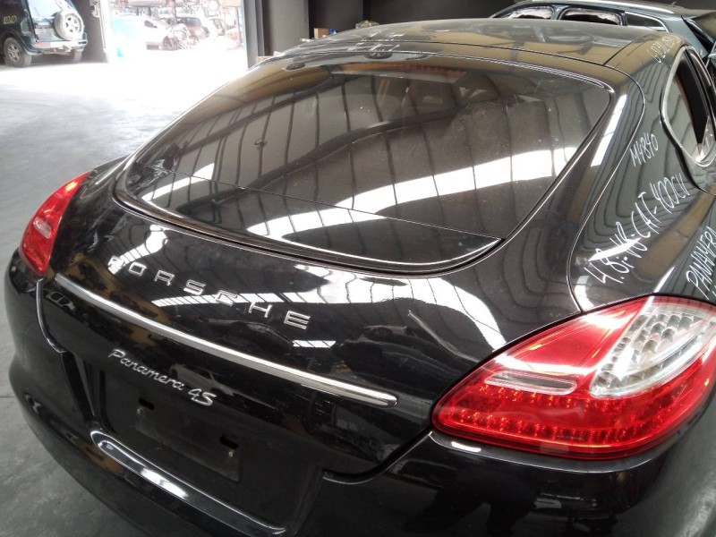 Recambio de porton trasero para porsche panamera 4 s referencia OEM IAM   