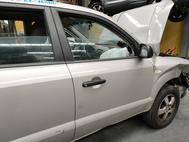 Recambio de puerta delantera derecha para hyundai tucson (jm) 2,0 crdi vgt classic 4x2 referencia OEM IAM   