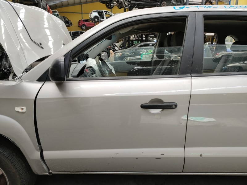 Recambio de puerta delantera izquierda para hyundai tucson (jm) 2,0 crdi vgt classic 4x2 referencia OEM IAM   