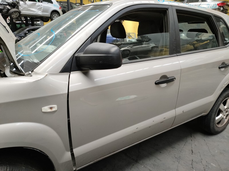 Recambio de puerta delantera izquierda para hyundai tucson (jm) 2,0 crdi vgt classic 4x2 referencia OEM IAM   
