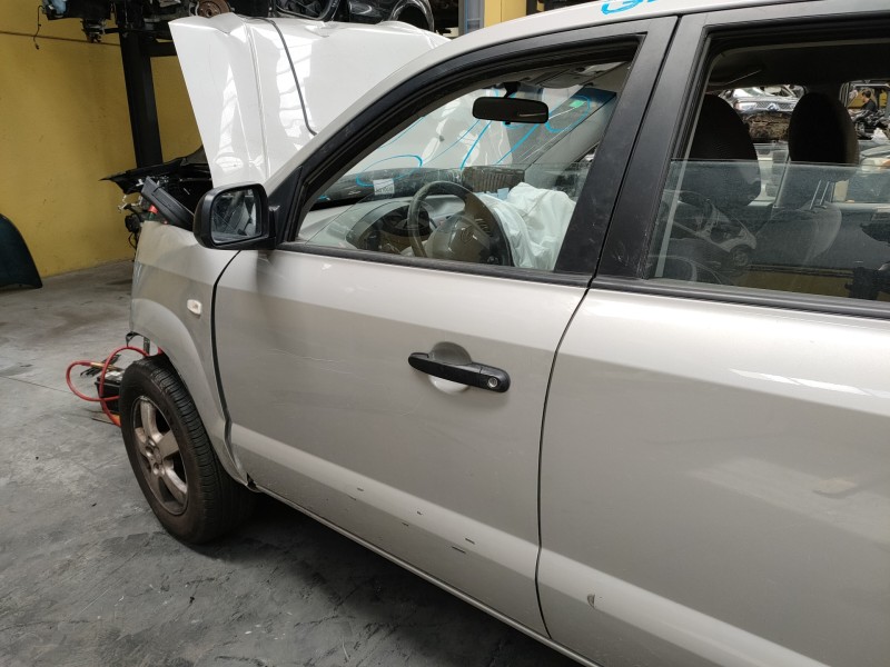 Recambio de puerta delantera izquierda para hyundai tucson (jm) 2,0 crdi vgt classic 4x2 referencia OEM IAM   