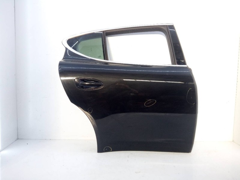 Recambio de puerta trasera derecha para porsche panamera 4 s referencia OEM IAM   E4-B4-6