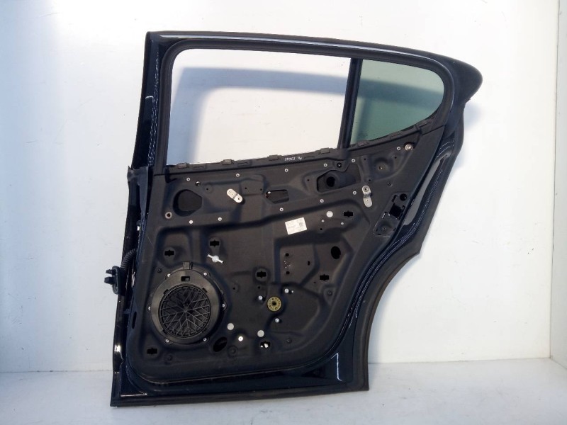 Recambio de puerta trasera derecha para porsche panamera 4 s referencia OEM IAM   E4-B4-6