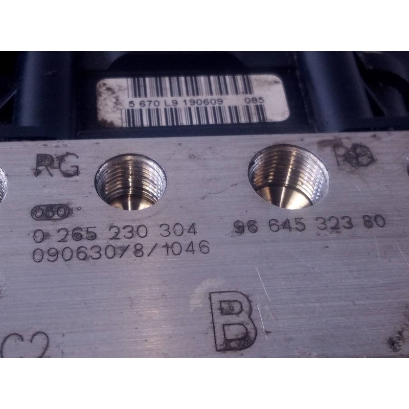 Recambio de abs para peugeot 3008 active referencia OEM IAM 9664332380  P3-A8-28-4