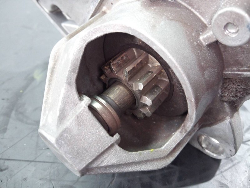 Recambio de motor arranque para renault clio iv societé referencia OEM IAM 23E40178MSC 233007970R P3-A7-5-2