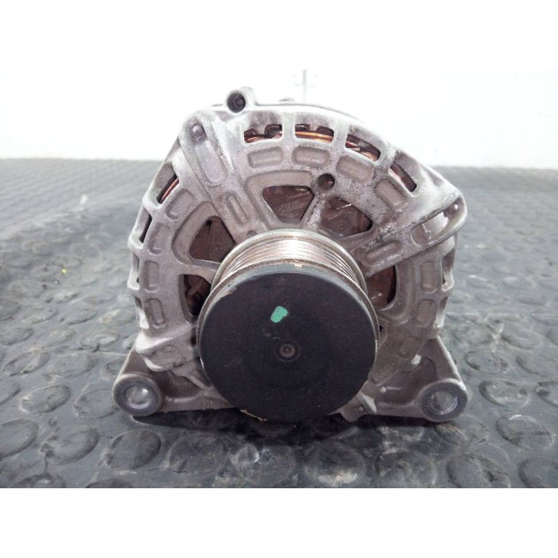 Recambio de alternador para peugeot 208 style referencia OEM IAM 9809391880  P3-A5-14-2