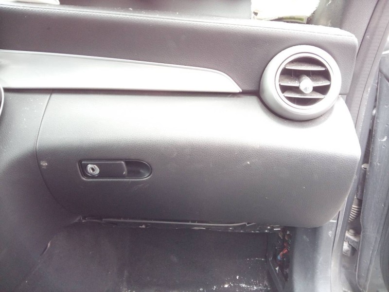 Recambio de guantera para mercedes-benz clase c coupe (w205) c 220 d (205.304) referencia OEM IAM   