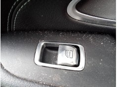 MANDO ELEVALUNAS DELANTERO DERECHO 