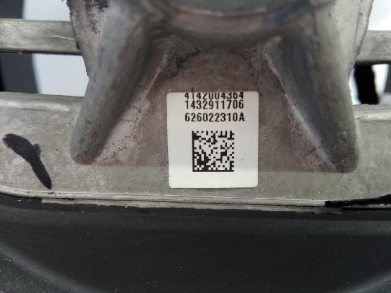 Recambio de volante para citroën c4 picasso attraction referencia OEM IAM 96777869ZD 622809610B E1-A4-35-1