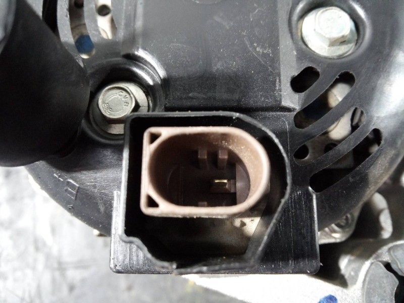 Recambio de alternador para jeep renegade trailhawk 4wd referencia OEM IAM 51929089  P3-B6-13-1