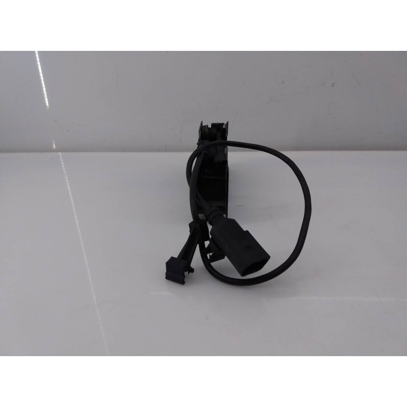 Recambio de cerradura capot para audi a4 ber. (b8) básico referencia OEM IAM   E2-A1-14-3