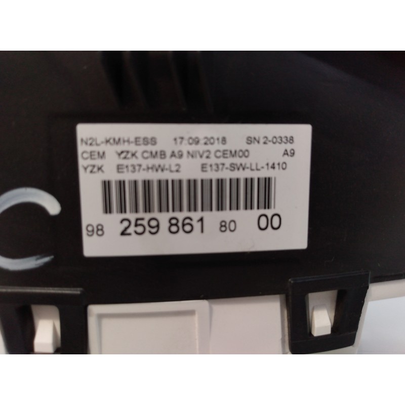 Recambio de cuadro instrumentos para peugeot 208 style referencia OEM IAM 982598618000 769317790U E3-B2-23-1