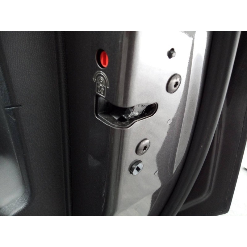 Recambio de cerradura puerta trasera derecha para peugeot 3008 gt line referencia OEM IAM   