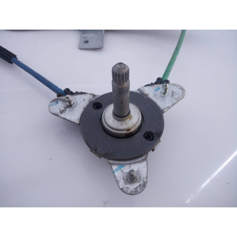 Recambio de elevalunas trasero derecho para peugeot 208 style referencia OEM IAM 9673153880  E1-A4-44-1