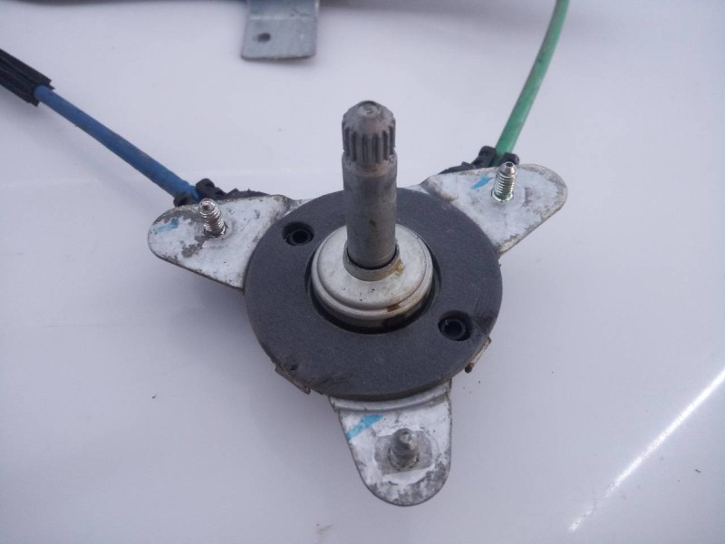 Recambio de elevalunas trasero derecho para peugeot 208 style referencia OEM IAM 9673153880  E1-A4-44-1