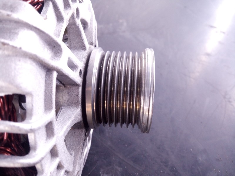 Recambio de alternador para dacia lodgy stepway referencia OEM IAM 231002 6850201995 P3-A4-25-5