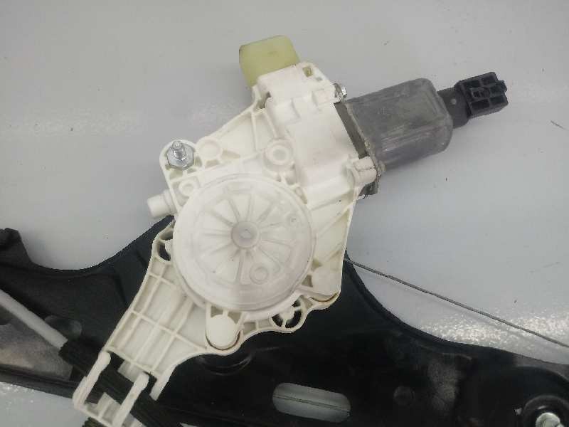 Recambio de elevalunas delantero izquierdo para bmw x1 (e84) xdrive 20d referencia OEM IAM 0130822220  