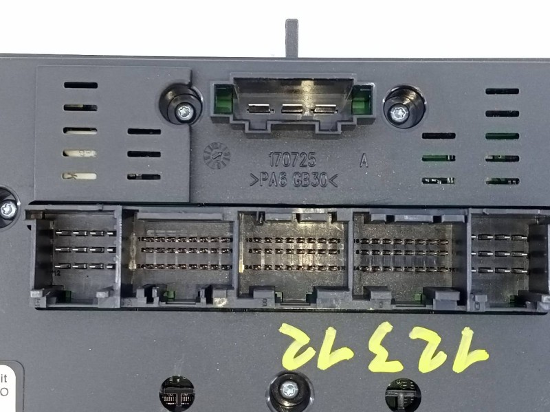 Recambio de mando climatizador para porsche panamera 4 s referencia OEM IAM 5HB01102431 97065320333 E3-B6-50-5