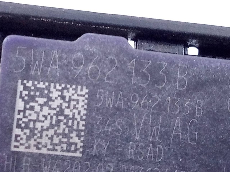 Recambio de modulo electronico para skoda octavia lim. (nx3) vrs referencia OEM IAM 5WA962133B  E2-A1-38-1