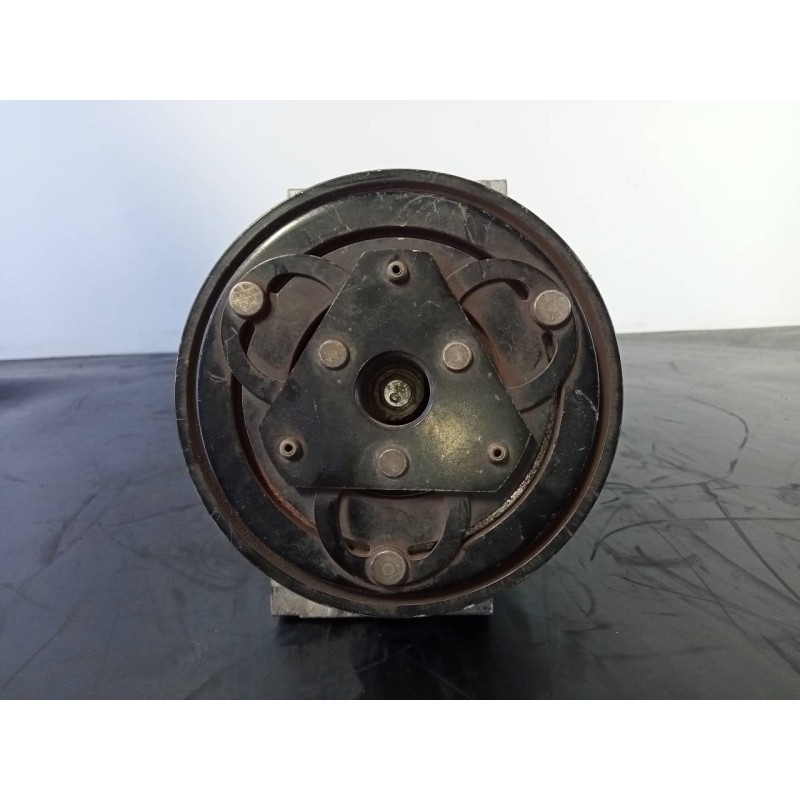 Recambio de compresor aire acondicionado para dacia lodgy stepway referencia OEM IAM 926005727R 92600E920A P3-A2-23-1