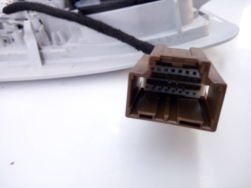 Recambio de luz interior para jeep renegade trailhawk 4wd referencia OEM IAM 7356212950  E3-B6-21-5