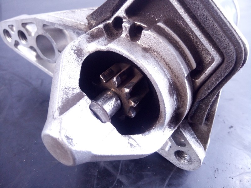 Recambio de motor arranque para dacia lodgy stepway referencia OEM IAM 233001903R M000TD1371ZE P3-A7-19-2