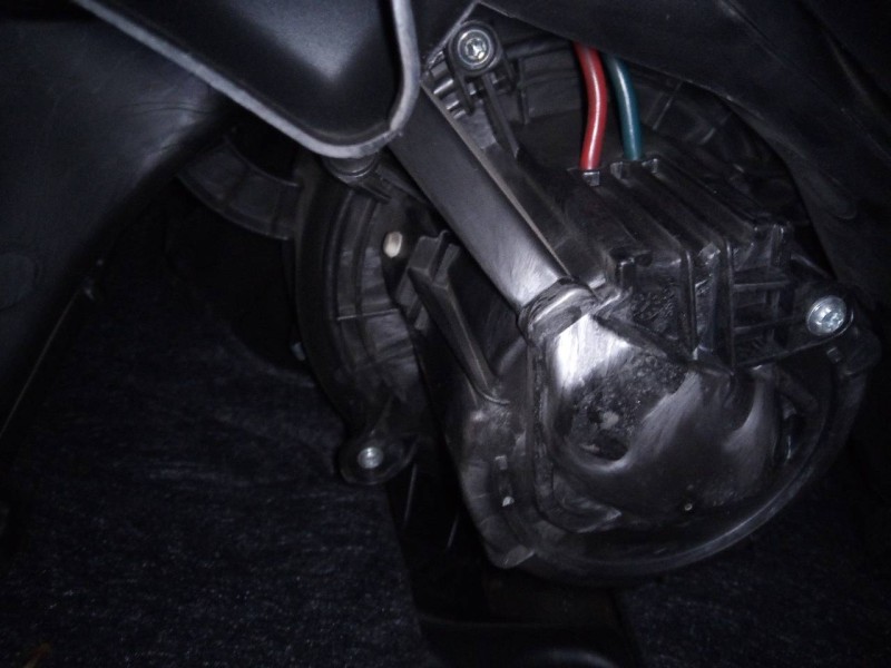 Recambio de ventilador calefaccion para porsche panamera 4 s referencia OEM IAM 940856  