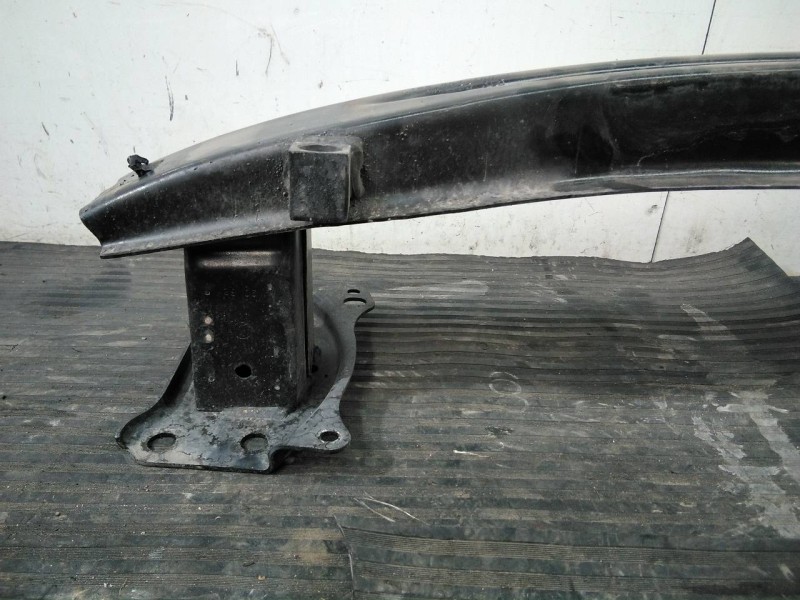 Recambio de refuerzo paragolpes delantero para volkswagen jetta (1k2) advance referencia OEM IAM 1K5807109  P1-A1-45